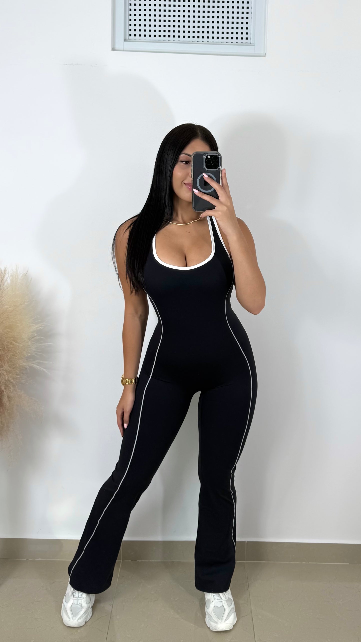 Bodyshape black jumpsuit