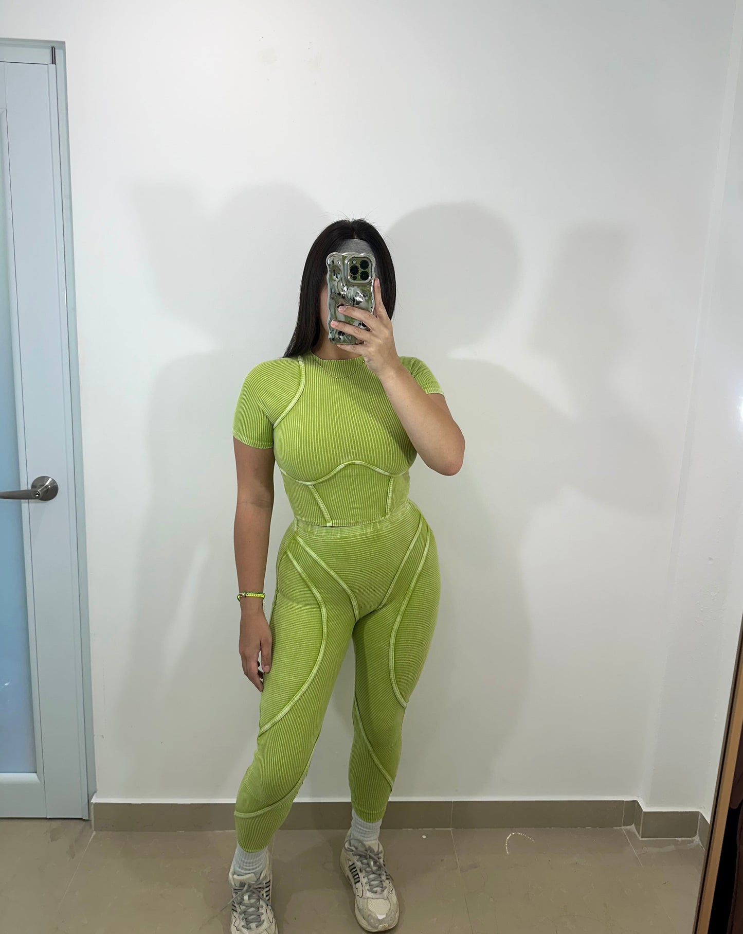 Lime green washed set