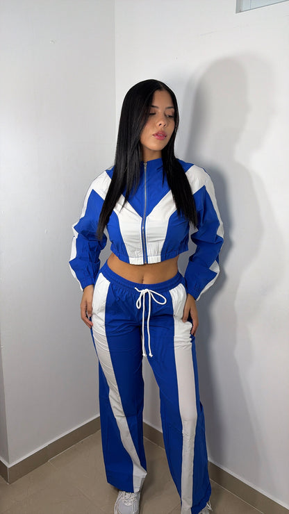 Waterproof royal set