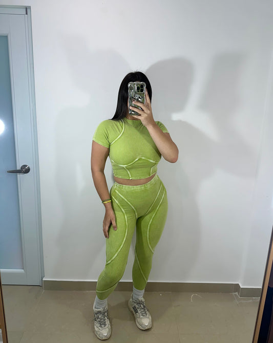 Lime green washed set