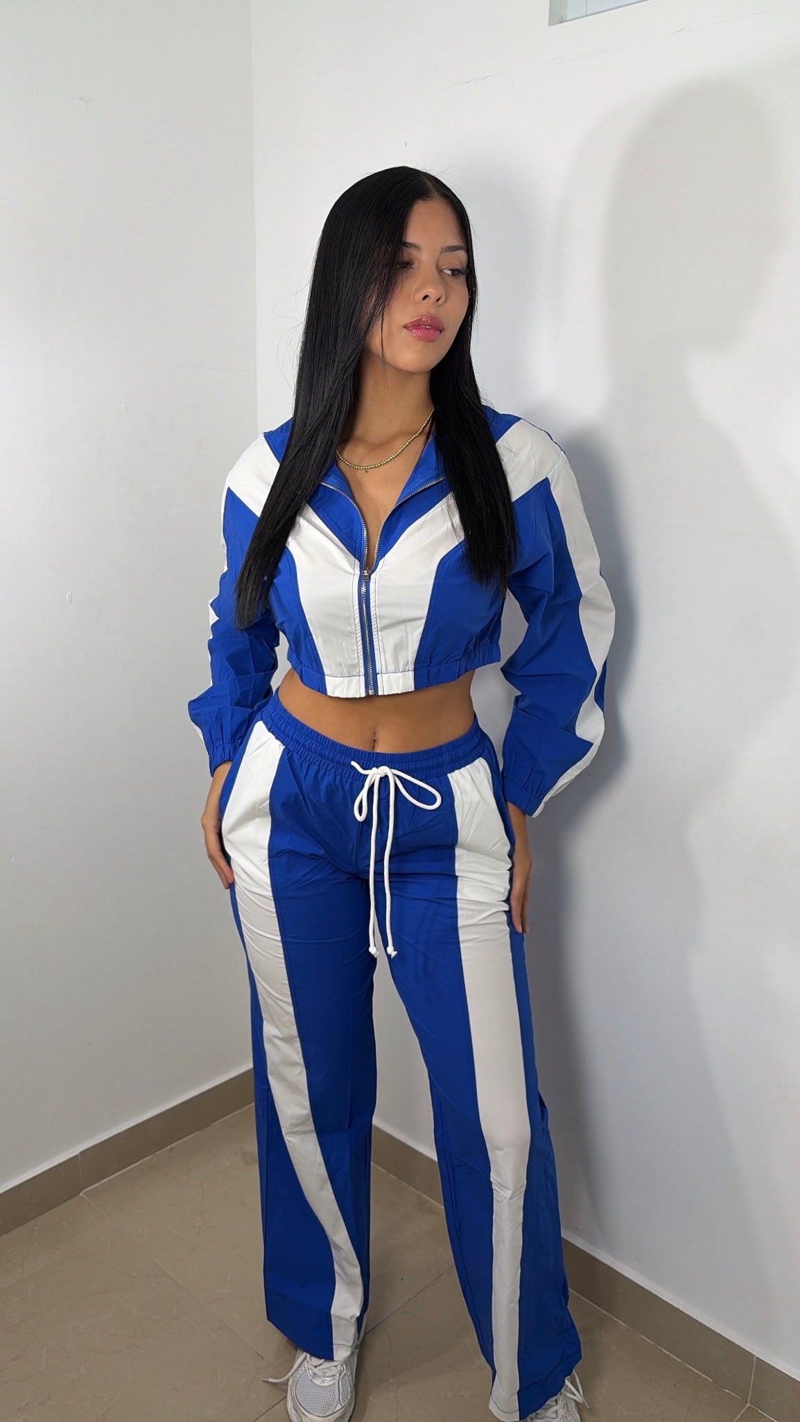 Waterproof royal set