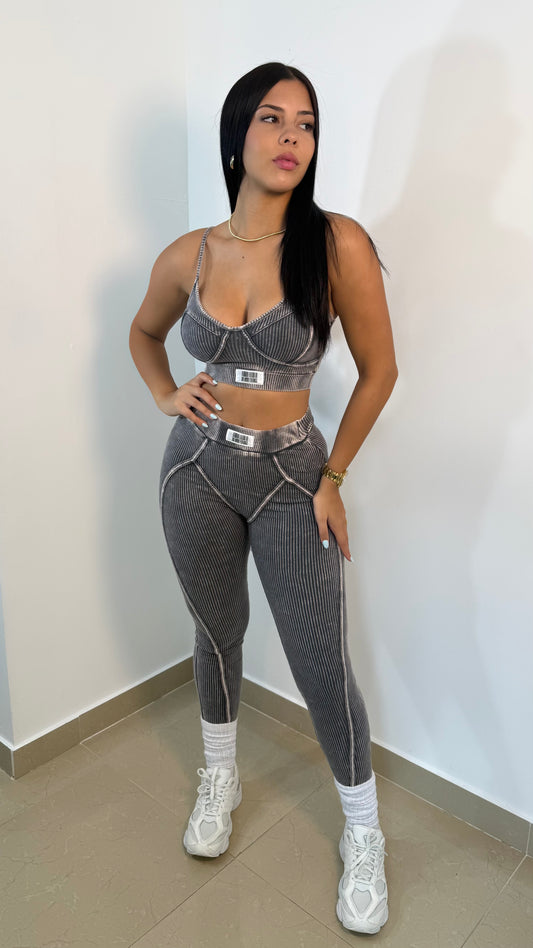 Grey mineral sport set